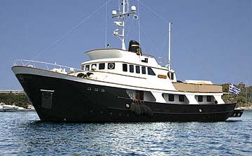 Yacht charter: DAUNTLESS